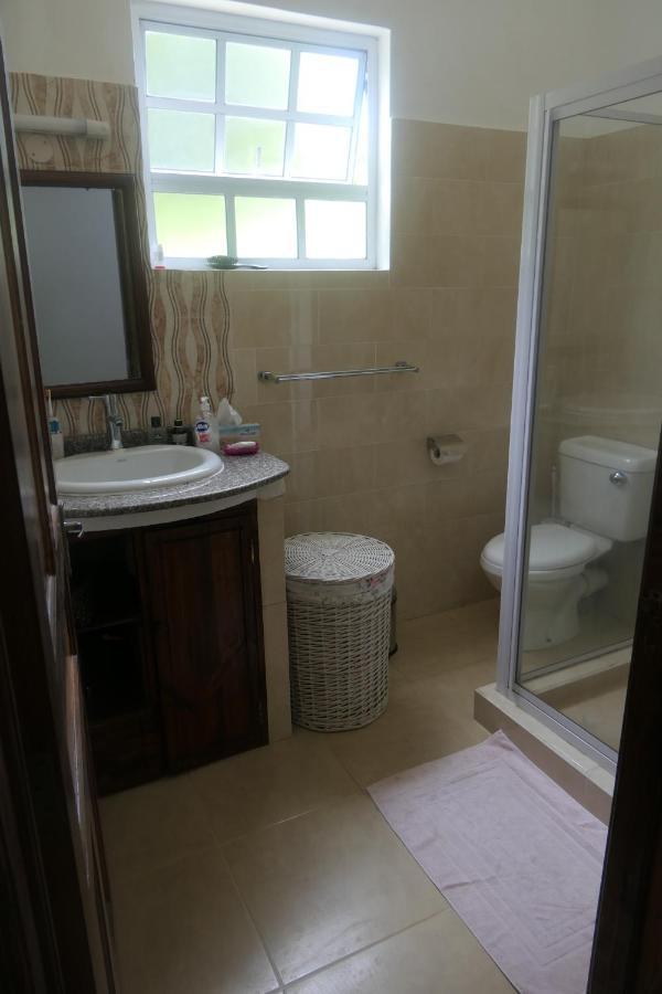 Tropical Garden Self Catering Villa Victoria Exterior foto