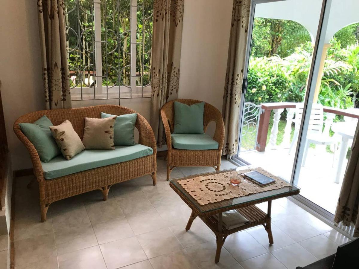 Tropical Garden Self Catering Villa Victoria Exterior foto